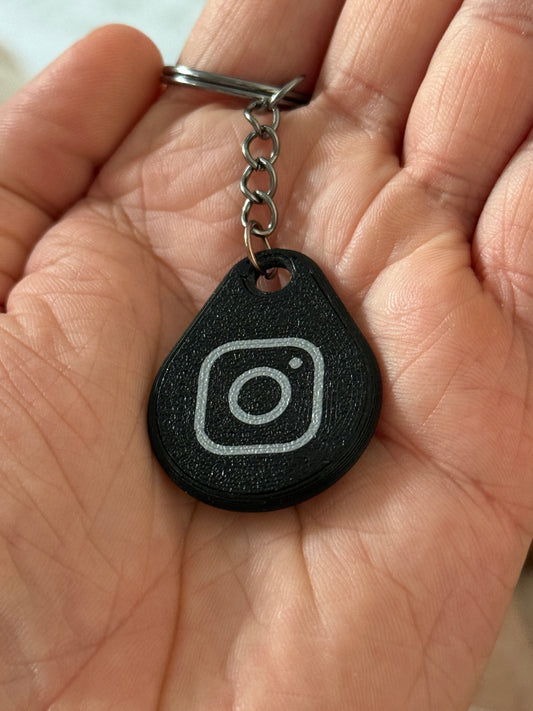 NFC Schlüsselanhänger • Personalisierbar